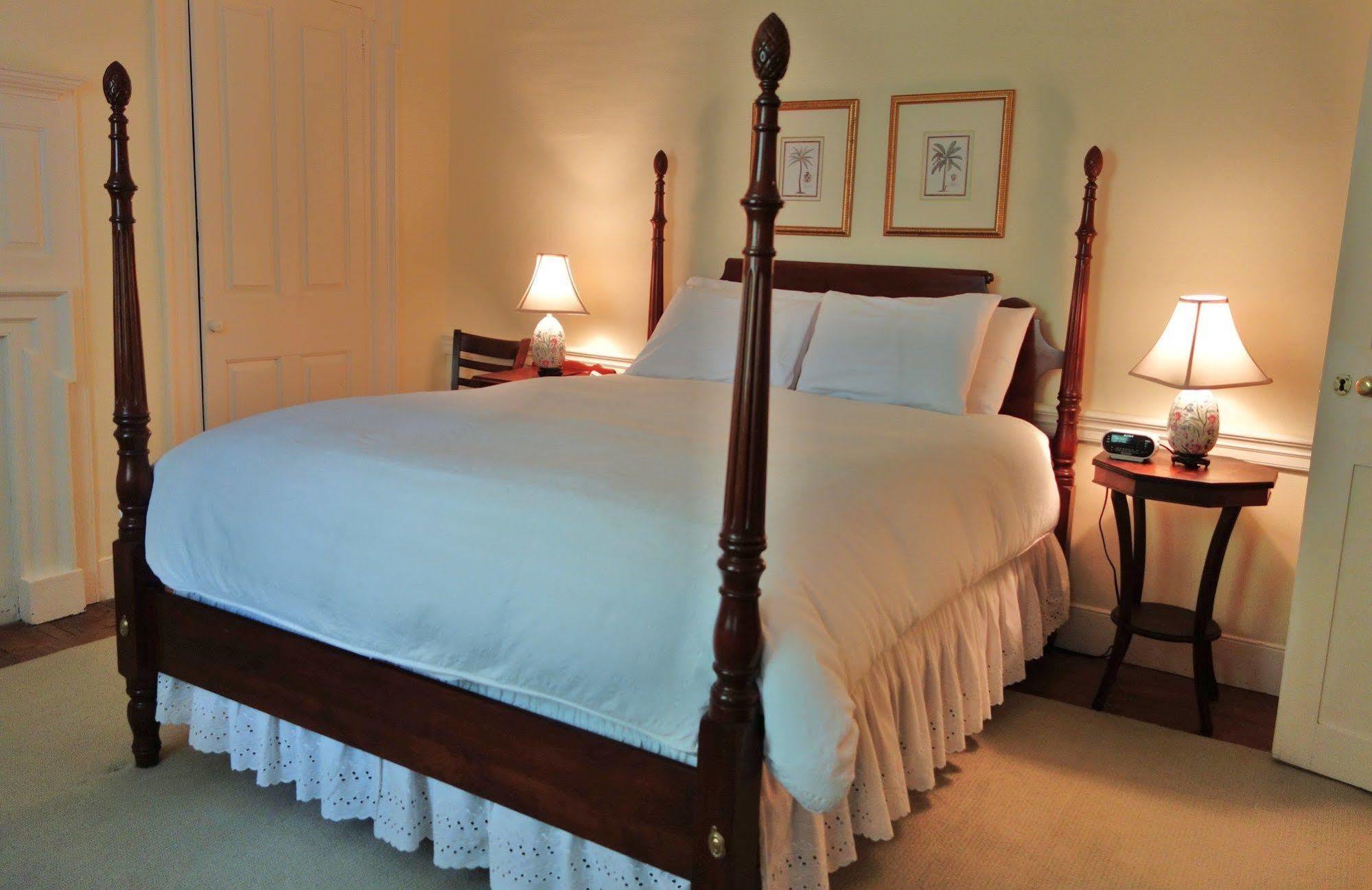Inn At Glencairn Принстон Екстер'єр фото